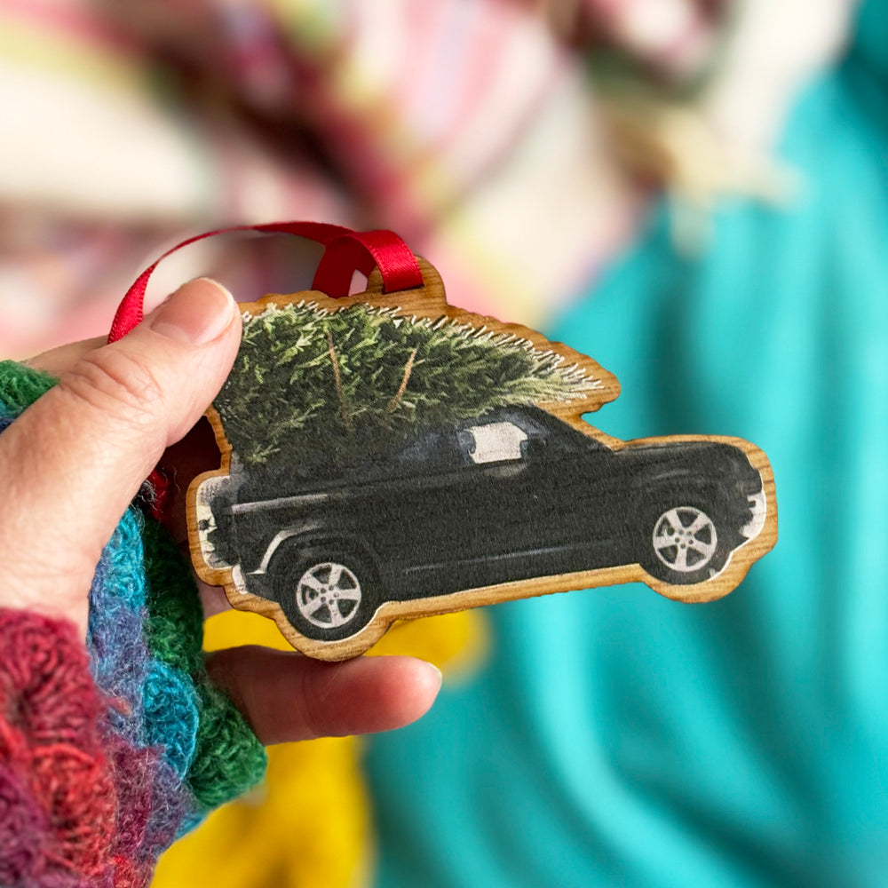 Personalised Range Rover Christmas decoration – Secret Santa gift.