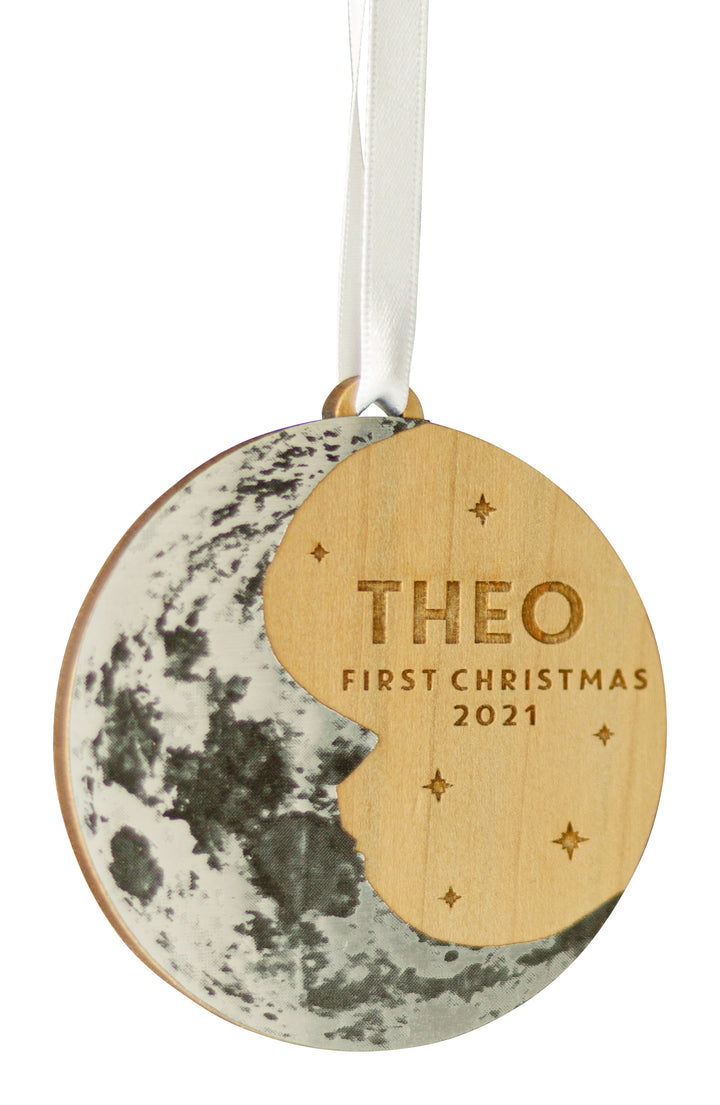 Personalised wooden round bauble for baby’s first festive season.