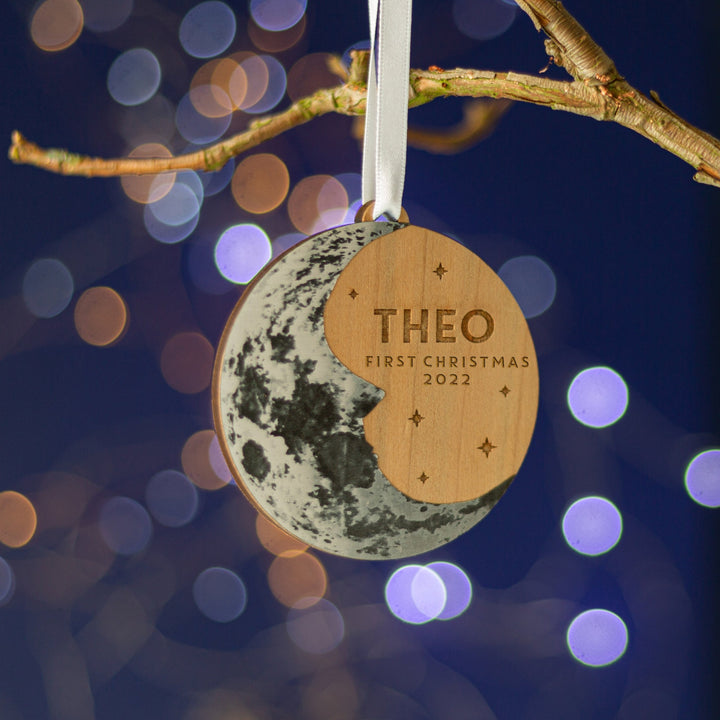 Personalised wooden round bauble for baby’s first festive season. custom bauble.